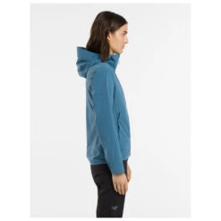 Arc'teryx Women's Gamma Lightweight Hoody - Softshelljacke 19 Arc'teryx Women's Gamma Lightweight Hoody - Softshelljacke -Berg Freunde Bekleidung Geschaft arcteryx womens gamma lightweight hoody softshelljacke detail 7