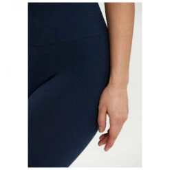 ATHLECIA Women's Balance Seamless Tights - Leggings 12 ATHLECIA Women's Balance Seamless Tights - Leggings -Berg Freunde Bekleidung Geschaft athlecia womens balance seamless tights leggings detail 4