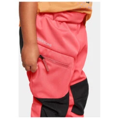 DIDRIKSONS Kid's Lövet Pant 6 - Softshellhose -Berg Freunde Bekleidung Geschaft didriksons kids loevet pant 6 softshellhose detail 7