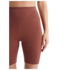 Icebreaker Women's Fastray High Rise Shorts - Leggings -Berg Freunde Bekleidung Geschaft icebreaker womens fastray high rise shorts leggings detail 3