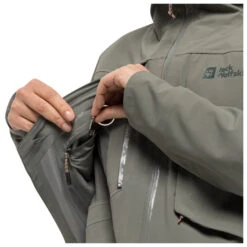 Jack Wolfskin Women's Diskovera 3L Jacket - Regenjacke 19 Jack Wolfskin Women's Diskovera 3L Jacket - Regenjacke -Berg Freunde Bekleidung Geschaft jack wolfskin womens diskovera 3l jacket regenjacke detail 9