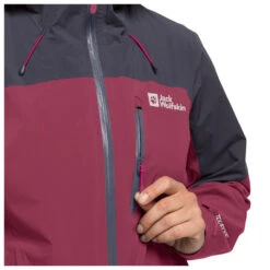 Jack Wolfskin Women's Go Hike Jacket - Regenjacke 15 Jack Wolfskin Women's Go Hike Jacket - Regenjacke -Berg Freunde Bekleidung Geschaft jack wolfskin womens go hike jacket regenjacke detail 6