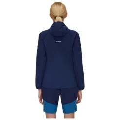 Mammut Women's Madris Light ML Hooded Jacket - Softshelljacke 11 Mammut Women's Madris Light ML Hooded Jacket - Softshelljacke -Berg Freunde Bekleidung Geschaft mammut womens madris light ml hooded jacket softshelljacke detail 3