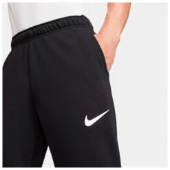 Nike Dri-FIT Tapered Training Pants - Trainingshose 15 Nike Dri-FIT Tapered Training Pants - Trainingshose -Berg Freunde Bekleidung Geschaft nike dri fit tapered training pants trainingshose detail 6