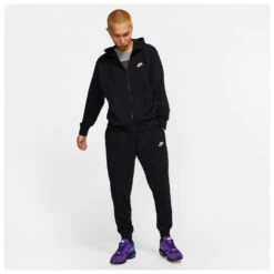Nike Sportswear Club Joggers - Trainingshose -Berg Freunde Bekleidung Geschaft nike sportswear club joggers trainingshose detail 6