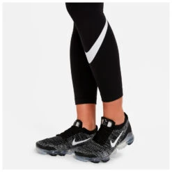 Nike Women's Sportswear Essential Mid Swoosh Leggings -Berg Freunde Bekleidung Geschaft nike womens sportswear essential mid swoosh leggings detail 5