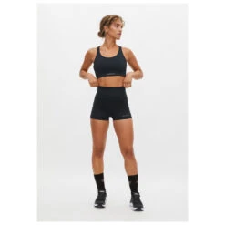 Röhnisch Women's Flattering Curved Hotpants - Shorts -Berg Freunde Bekleidung Geschaft roehnisch womens flattering curved hotpants shorts detail 4