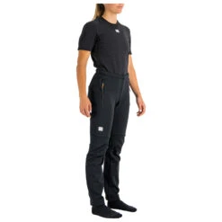 Sportful Women's Engadin Wind Pant - Langlaufhose -Berg Freunde Bekleidung Geschaft sportful womens engadin wind pant langlaufhose 1