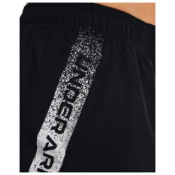 Under Armour UA Woven Graphic Shorts - Shorts -Berg Freunde Bekleidung Geschaft under armour ua woven graphic shorts shorts detail 6
