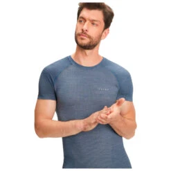 Falke Wool Tech-Light Singlet S/S - Merinounterwäsche -Berg Freunde Bekleidung Geschaft falke wool tech light singlet s s merinounterwaesche detail 4