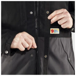 FJÄLLRÄVEN Vardag Lite Padded Jacket - Parka -Berg Freunde Bekleidung Geschaft fjaellraeven vardag lite padded jacket parka detail 10