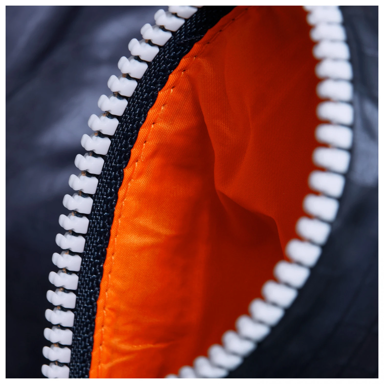 Mammut Women's Eigerjoch Light Insulated Hooded Jacket - Kunstfaserjacke 8 Mammut Women's Eigerjoch Light Insulated Hooded Jacket - Kunstfaserjacke – Bild 6