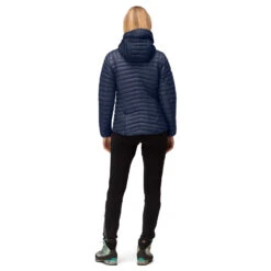 Norrøna Women's Trollveggen Superlight Down850 Hood - Daunenjacke -Berg Freunde Bekleidung Geschaft norr na womens trollveggen superlight down850 hood daunenjacke detail 4