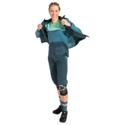 VAUDE Women's Minaki Light Jacket - Fahrradjacke -Berg Freunde Bekleidung Geschaft vaude womens minaki light jacket fahrradjacke detail 3
